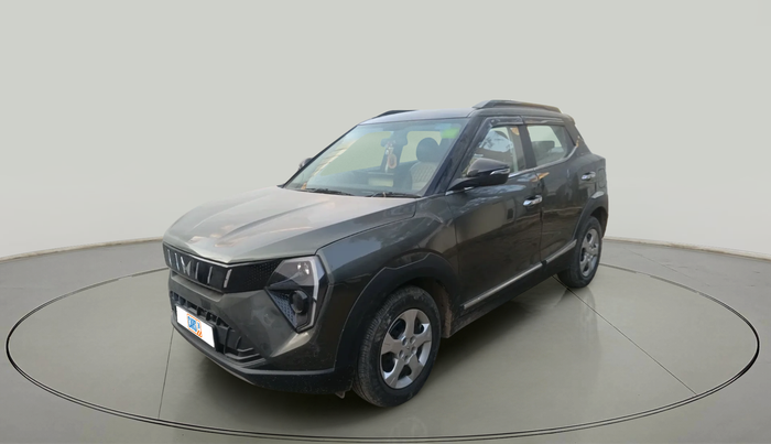 2024 Mahindra XUV 3XO MX3 1.2 L TCMPFi, Petrol, Manual, 13,656 km, exterior
