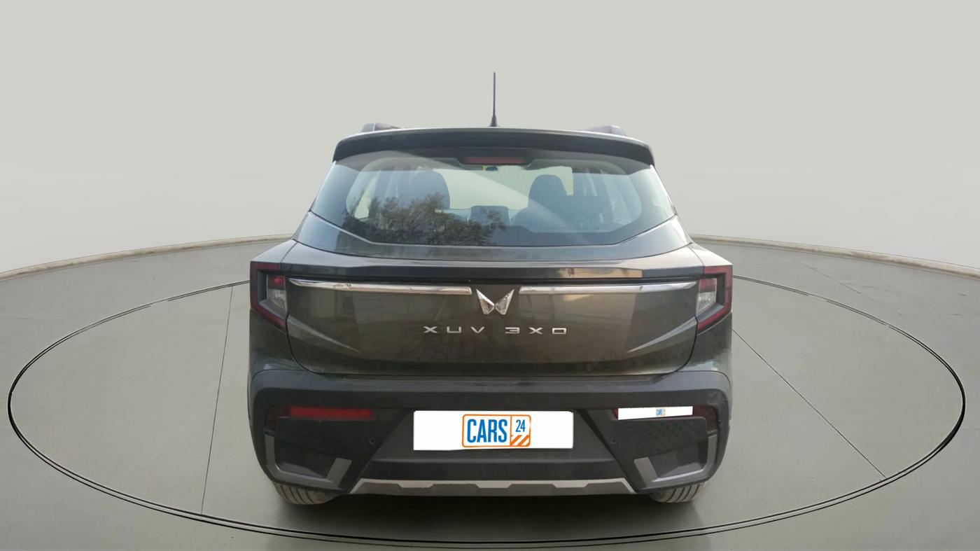 2024 Mahindra XUV 3XO MX3 1.2 L TCMPFi, Petrol, Manual, 13,656 km, exterior