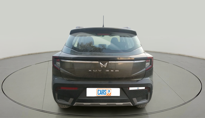 2024 Mahindra XUV 3XO MX3 1.2 L TCMPFi, Petrol, Manual, 13,656 km, exterior
