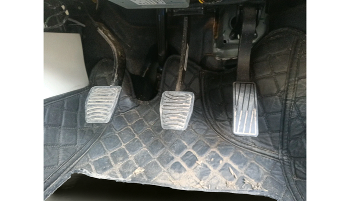 2024 Mahindra XUV 3XO MX3 1.2 L TCMPFi, Petrol, Manual, 13,656 km, interior