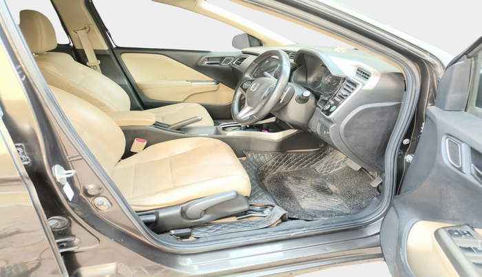2017 Honda City 1.5L I-VTEC ZX CVT, Petrol, Automatic, 1,22,726 km, interior