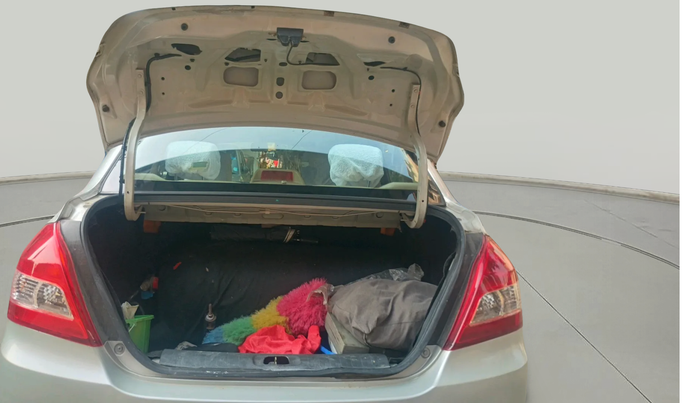 2015 Maruti Swift Dzire VXI, Petrol, Manual, 1,18,032 km, exterior