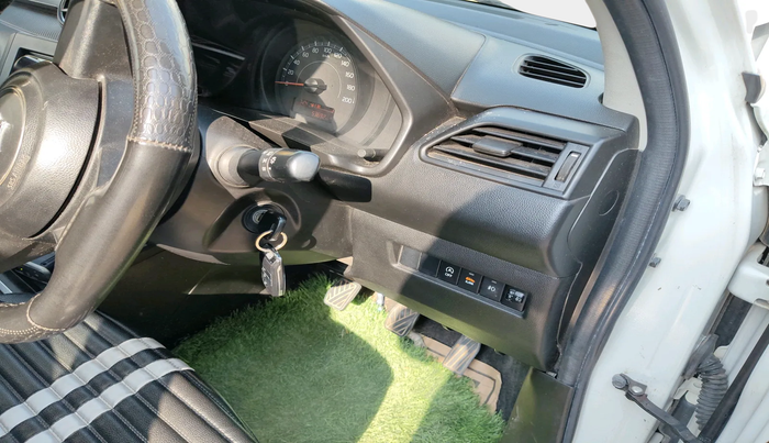2021 Maruti Swift LXI, Petrol, Manual, 53,692 km, interior