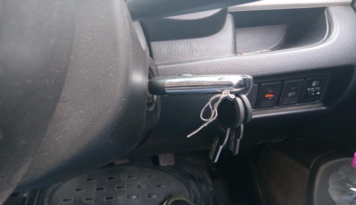 2017 Maruti Swift LXI (O), Petrol, Manual, 31,399 km, interior