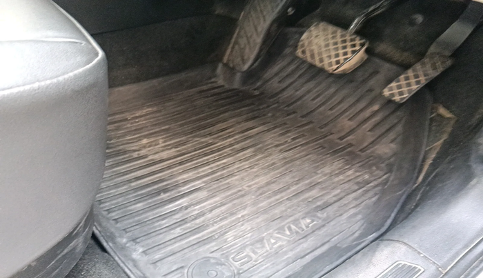 2022 Skoda SLAVIA STYLE 1.0L TSI AT, Petrol, Automatic, 9,408 km, interior