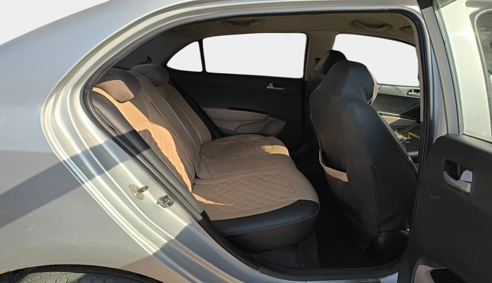 2014 Hyundai Xcent S 1.2, Petrol, Manual, 1,07,945 km, interior