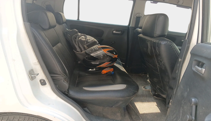2011 Maruti Wagon R 1.0 LXI, Petrol, Manual, 1,07,673 km, interior
