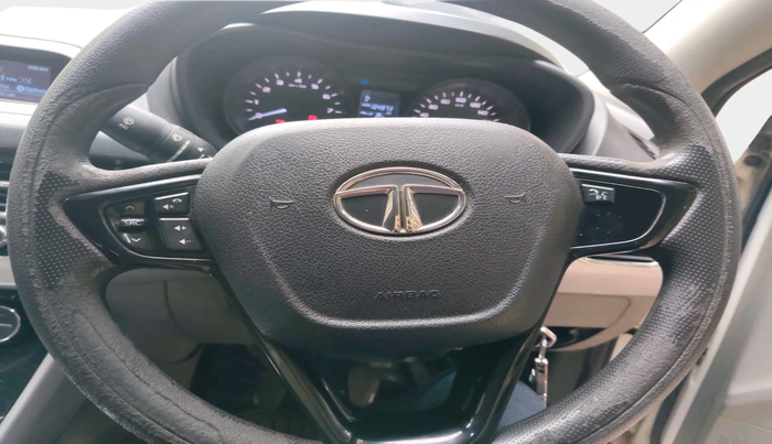 2018 Tata NEXON XT DIESEL, Diesel, Manual, 1,04,973 km, interior