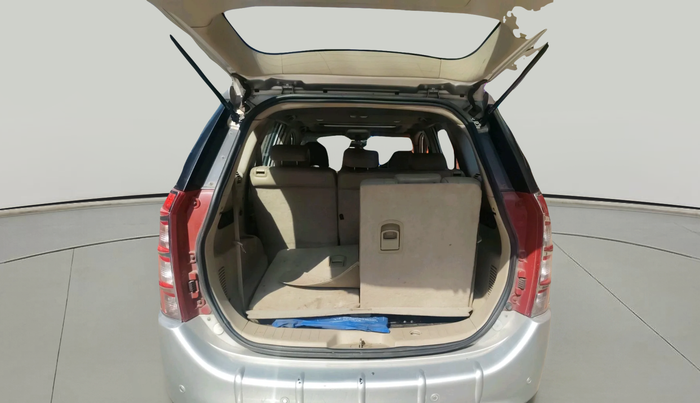 2017 Mahindra XUV500 W10 1.99, Diesel, Manual, 28,987 km, exterior