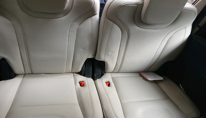 2023 Mahindra XUV700 AX 7 P MT 7 STR, Petrol, Manual, 20,038 km, interior