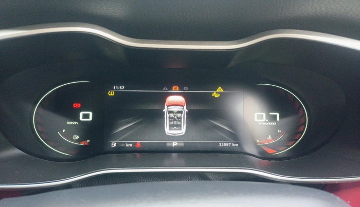 2022 MG ASTOR SAVVY 1.5 CVT S RED, Petrol, Automatic, 32,587 km, interior