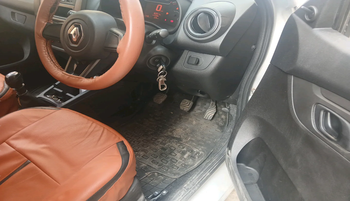 2021 Renault Kwid RXL, Petrol, Manual, 16,931 km, interior