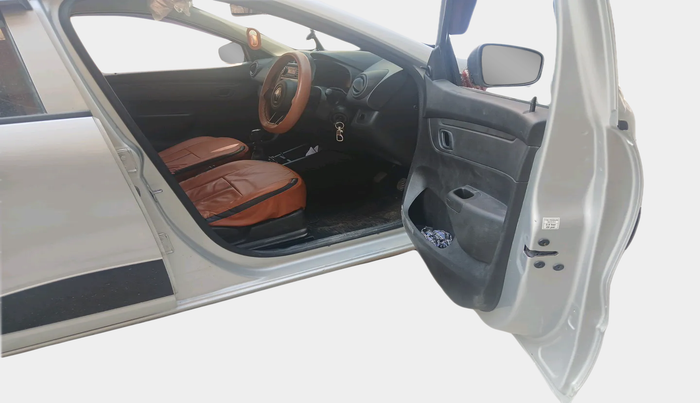 2021 Renault Kwid RXL, Petrol, Manual, 16,931 km, interior