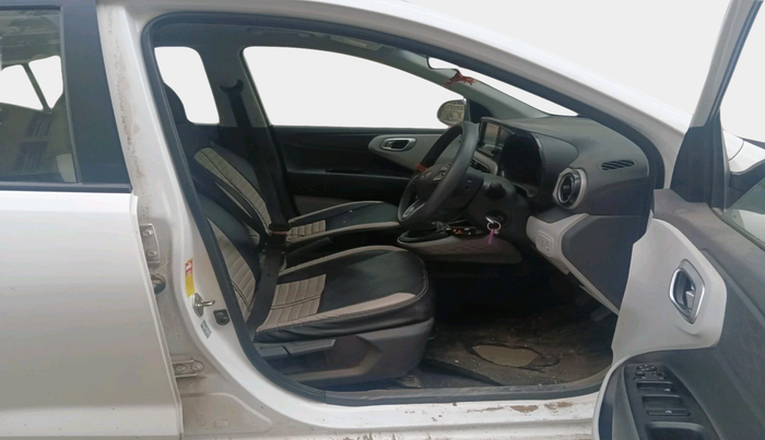 2024 Hyundai GRAND I10 NIOS Sportz 1.2 HY-CNG Duo, Petrol, Manual, 31,908 km, interior