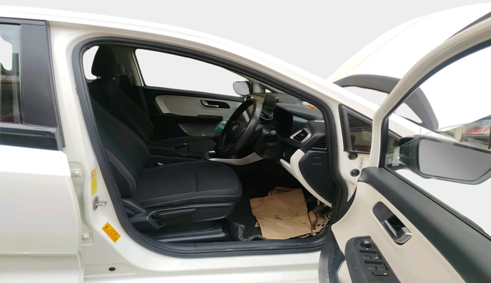 2023 Tata ALTROZ XZ CNG, Petrol, Manual, 44,240 km, interior