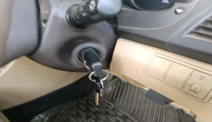 2013 Hyundai Verna FLUIDIC 1.6 VTVT EX, Petrol, Manual, 34,800 km, interior