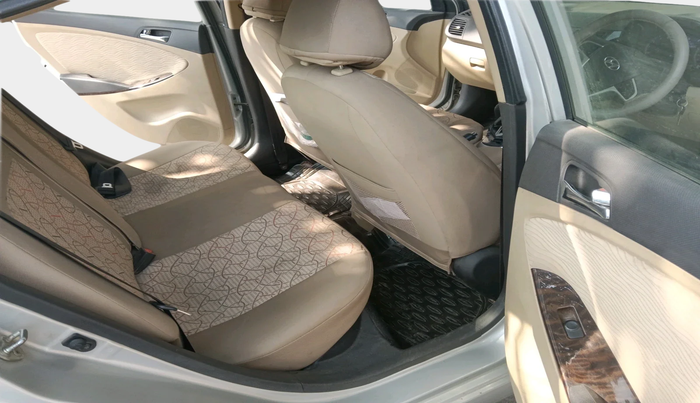 2013 Hyundai Verna FLUIDIC 1.6 VTVT EX, Petrol, Manual, 34,800 km, interior