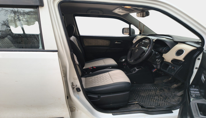 2018 Maruti Wagon R 1.0 VXI, Petrol, Manual, 1,69,660 km, interior