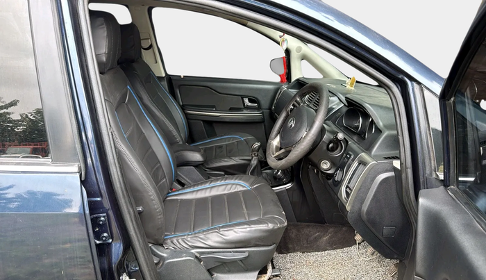 2019 Tata Hexa XM PLUS 4X2 7 STR, Diesel, Manual, 93,979 km, interior