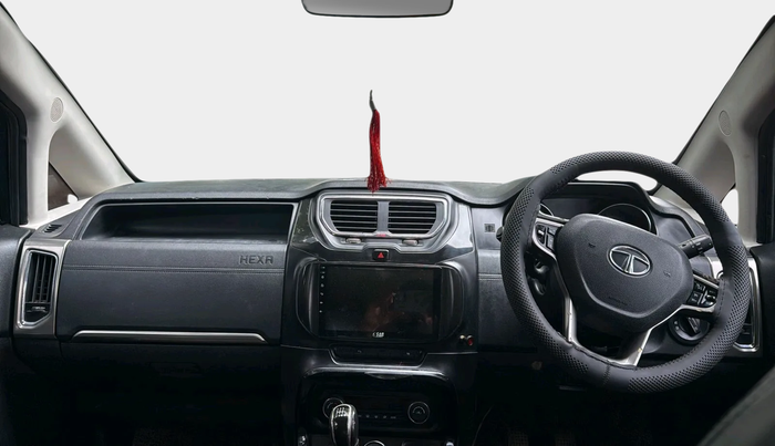 2019 Tata Hexa XM PLUS 4X2 7 STR, Diesel, Manual, 93,979 km, interior