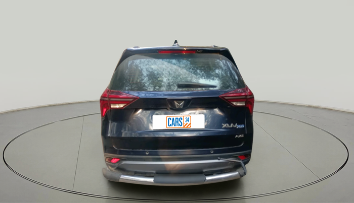 2022 Mahindra XUV700 AX 5 P AT 5 STR, Petrol, Automatic, 33,473 km, exterior