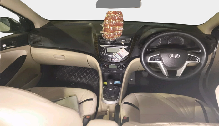 2011 Hyundai Verna FLUIDIC 1.6 VTVT, Petrol, Manual, 45,000 km, interior