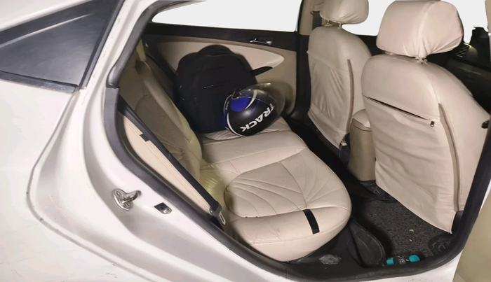 2011 Hyundai Verna FLUIDIC 1.6 VTVT, Petrol, Manual, 45,000 km, interior