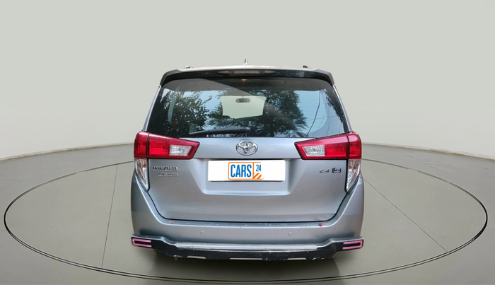 2017 Toyota Innova Crysta 2.4 G 7 STR, Diesel, Manual, 1,37,446 km, exterior