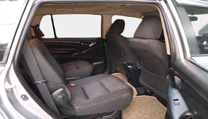 2017 Toyota Innova Crysta 2.4 G 7 STR, Diesel, Manual, 1,37,446 km, interior