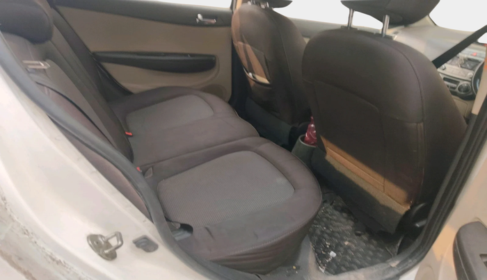 2013 Hyundai i20 SPORTZ 1.2, Petrol, Manual, 68,496 km, interior