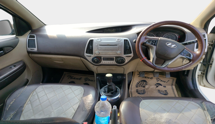 2011 Hyundai i20 SPORTZ 1.2, Petrol, Manual, 1,12,662 km, interior