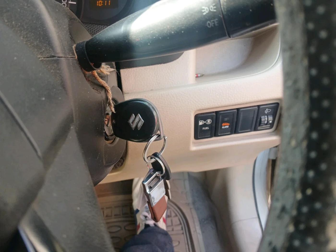 2018 Maruti Swift Dzire TOUR S-CNG, CNG, Manual, 63,705 km, interior