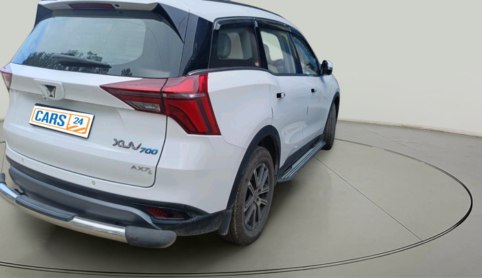 2024 Mahindra XUV700 AX 7 LUXURY D AT 7 STR, Diesel, Automatic, 15,872 km, exterior