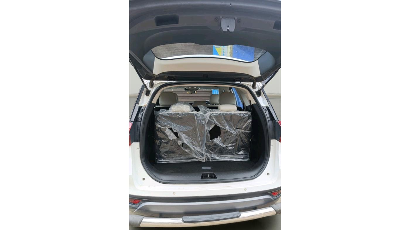 2024 Mahindra XUV700 AX 7 LUXURY D AT 7 STR, Diesel, Automatic, 15,872 km, exterior