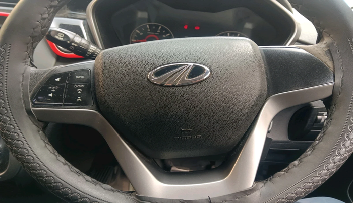 2017 Mahindra KUV 100 NXT K8 P 6 STR, Petrol, Manual, 54,656 km, interior