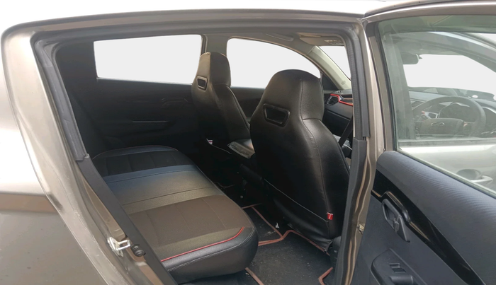 2017 Mahindra KUV 100 NXT K8 P 6 STR, Petrol, Manual, 54,656 km, interior