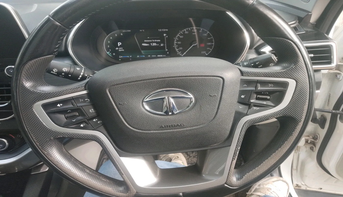 2023 Tata Safari XZA PLUS, Diesel, Automatic, 48,436 km, interior