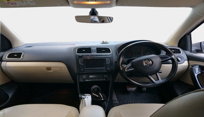 2017 Skoda Rapid STYLE 1.6 MPI AT, Petrol, Automatic, 1,35,349 km, interior