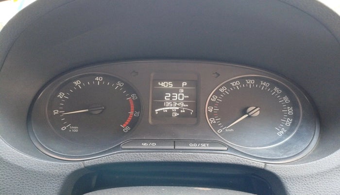 2017 Skoda Rapid STYLE 1.6 MPI AT, Petrol, Automatic, 1,35,349 km, interior