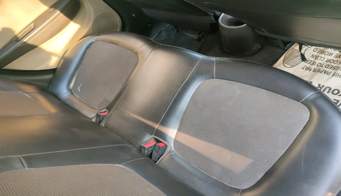 2012 Hyundai i20 MAGNA 1.2, Petrol, Manual, 18,696 km, interior