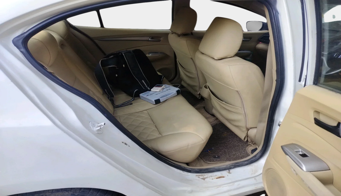 2011 Honda City 1.5L I-VTEC V MT, Petrol, Manual, 1,10,629 km, interior