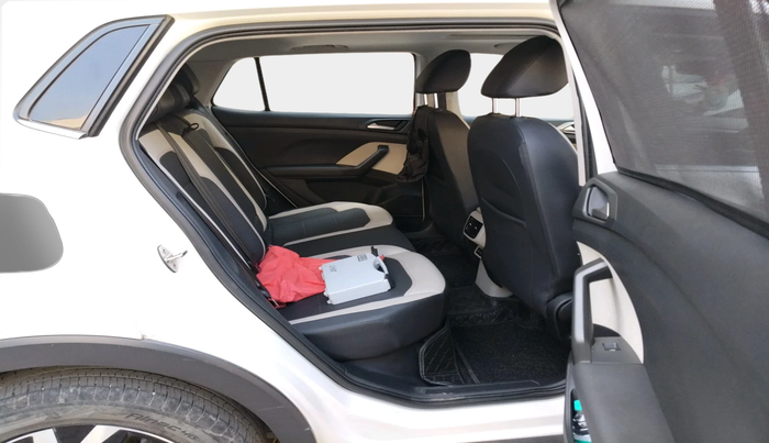 2022 Volkswagen TAIGUN GT PLUS 1.5 TSI DSG, Petrol, Automatic, 56,239 km, interior