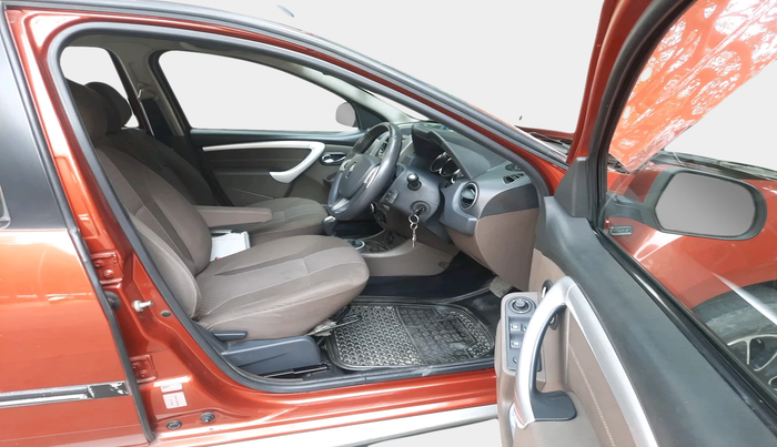 2016 Renault Duster 110 PS RXZ 4X2 AMT DIESEL, Diesel, Automatic, 50,500 km, interior