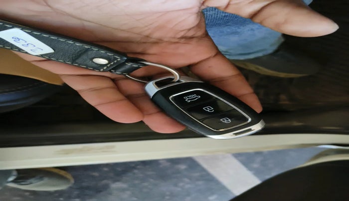 2019 Hyundai Verna 1.6 VTVT SX + AT, Petrol, Automatic, 75,294 km, interior