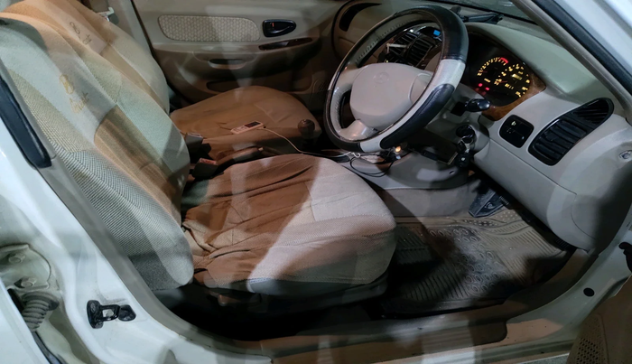 2010 Hyundai Accent EXECUTIVE, Petrol, Manual, 38,103 km, interior