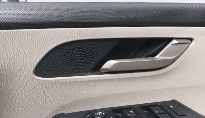 2023 Tata ALTROZ XZ Plus (S) LUX, Petrol, Manual, 14,670 km, interior