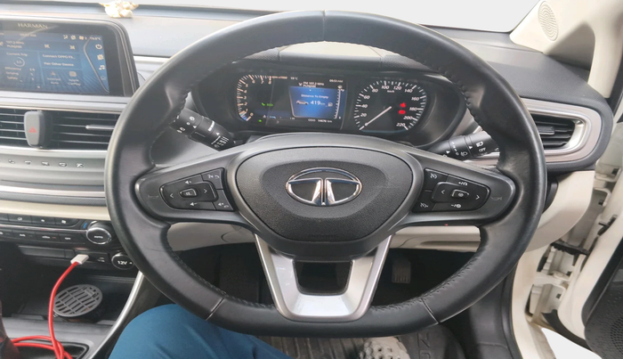 2023 Tata ALTROZ XZ Plus (S) LUX, Petrol, Manual, 14,670 km, interior