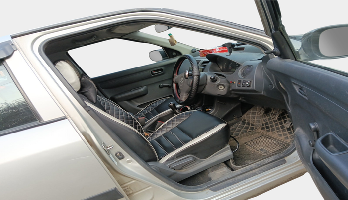 2010 Maruti Swift LXI, Petrol, Manual, 71,189 km, interior