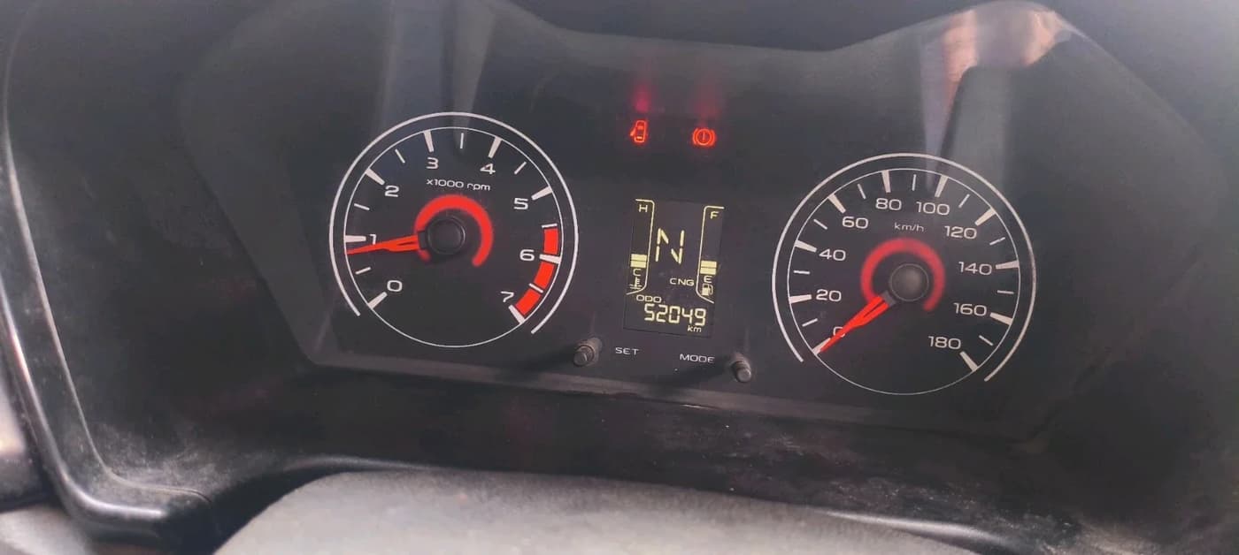 2018 Mahindra Kuv100 K2 TRIP CNG, Petrol, Manual, 52,052 km, interior