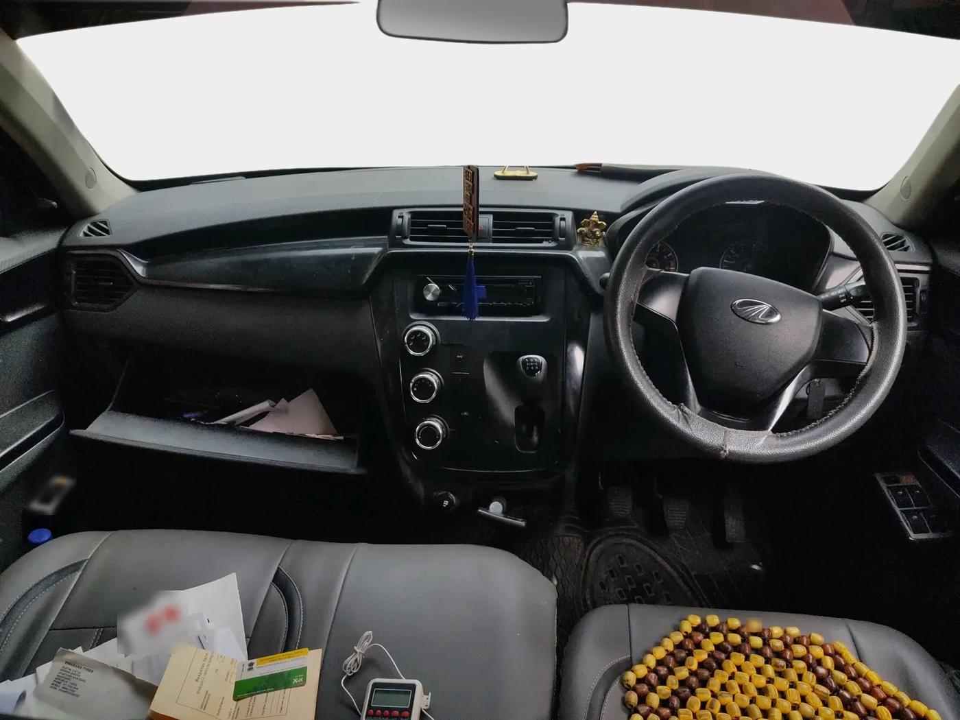 2018 Mahindra Kuv100 K2 TRIP CNG, Petrol, Manual, 52,052 km, interior